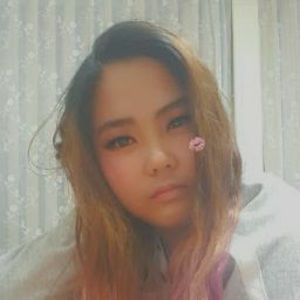 Meet your Posher, Kim hien